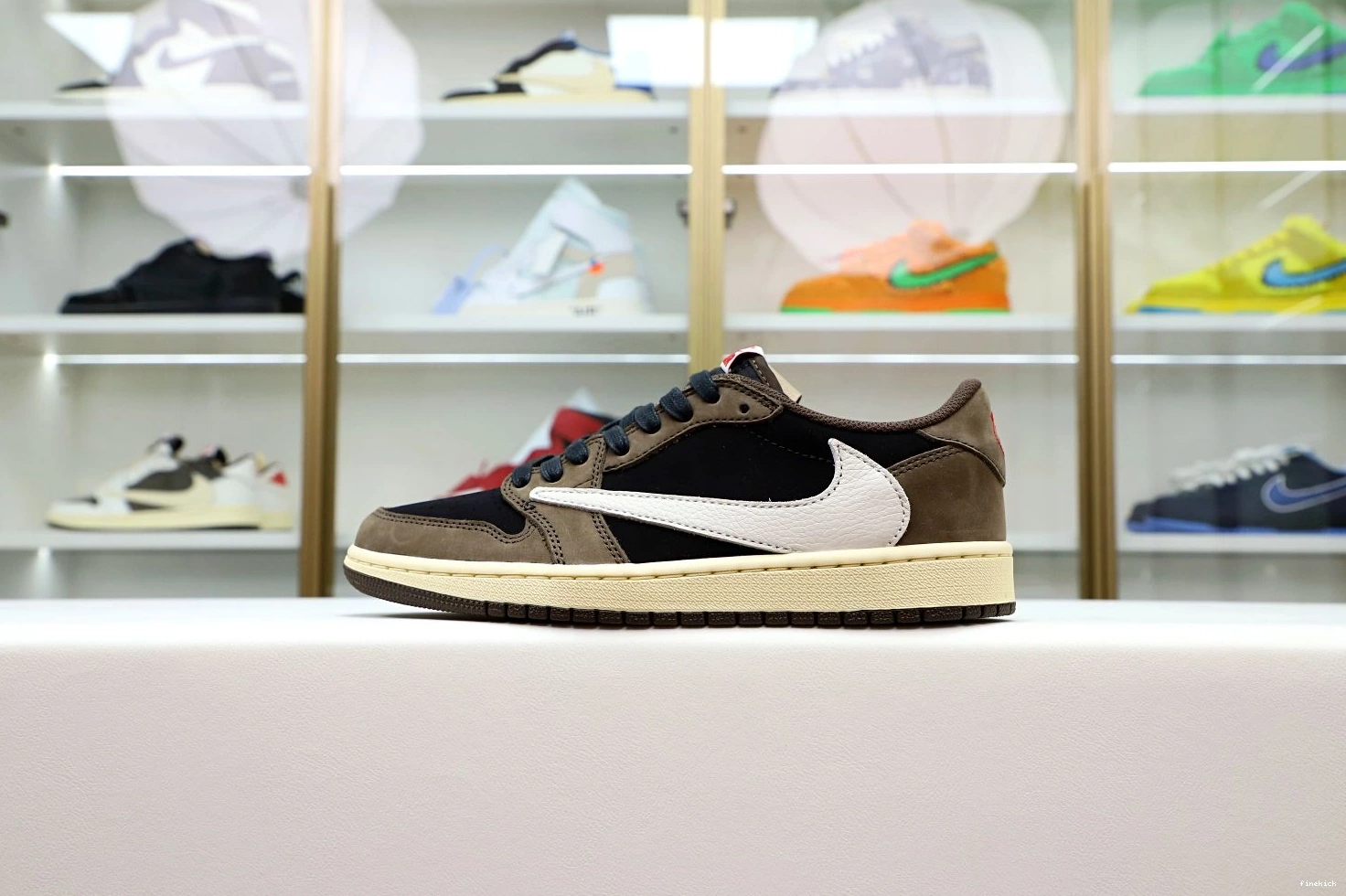 Jordan Jordan 1mLow x Travis SP OG Scott TS Air 0208